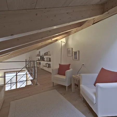 Chesa Piz Chalchagn - *