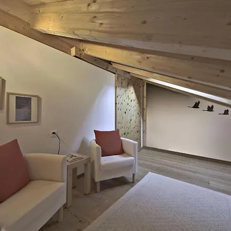 Chesa Piz Chalchagn - Apartman Pontresina