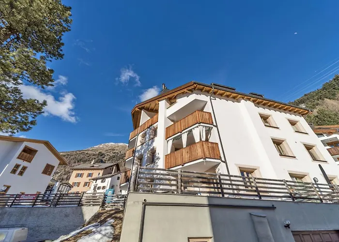 Chesa Piz Chalchagn - *